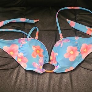 Floral Bikini Top with Ring Detail